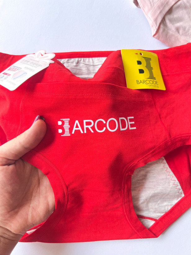 شورتکس زنانه جیبدار وارداتی فاق بلندBarcode
